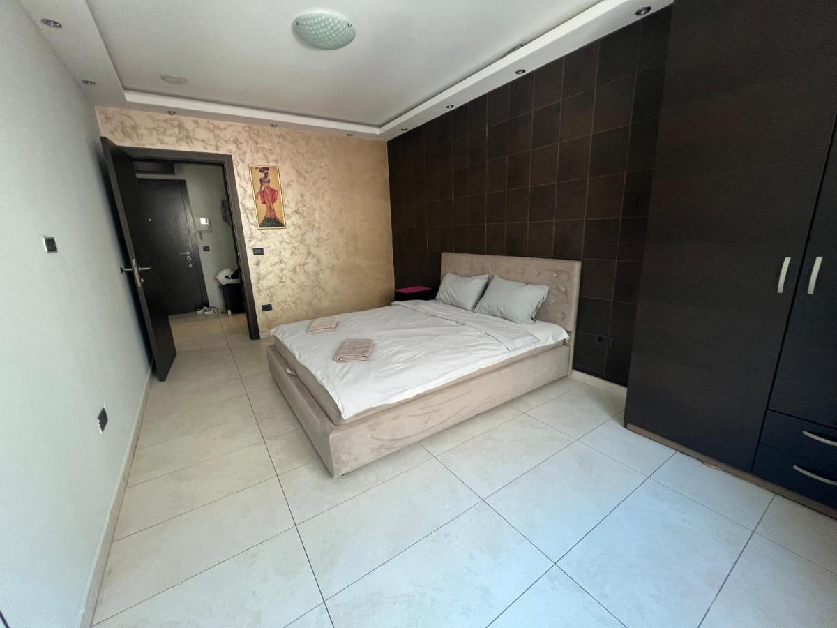 Ahoy S Belgrade Apartment Екстериор снимка