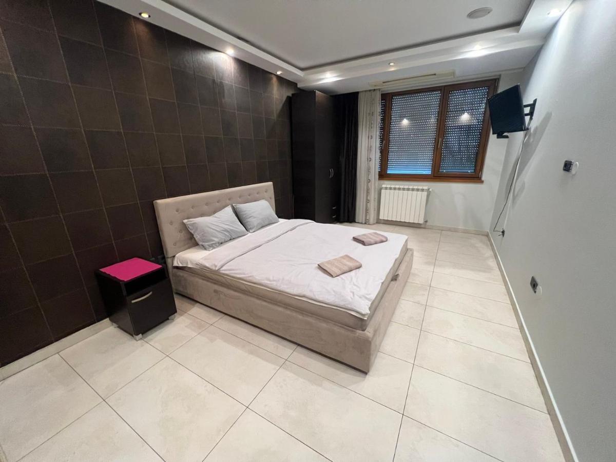 Ahoy S Belgrade Apartment Екстериор снимка